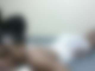 Live-Cam-Show mit sweetbony - Ebony Petite auf Camsoda