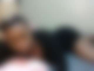 Live cam show with sweetbony - Black Petite on CSO-WL