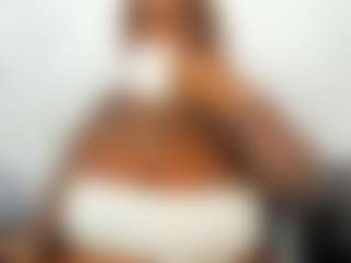 Live cam show with ANA-FUENTES - Ebony on Camsoda.co | colombia