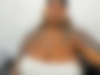 Live cam show with ANA-FUENTES - Body Massage on galaxygirlnitro.com