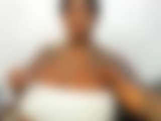 Live cam show with ANA-FUENTES - Shaved on Camsoda