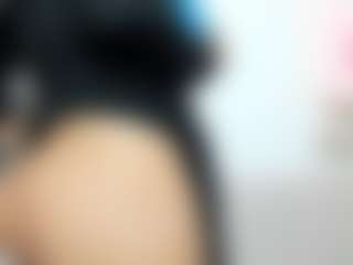 Live cam show with Isa-perez - Smoking on Chatstar