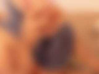 Live cam show with Isa-perez - Latina on Camsoda | colombia