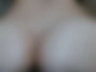 Live cam show with lusymonroe24 - Double Penetration on AdultVida.com