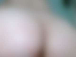 Live cam show with lusymonroe24 - Tease on Milfs Live
