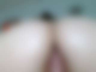 lusymonroe24 MILF webcam performer live streaming