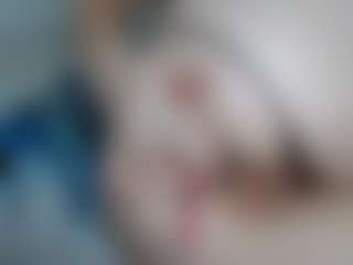 lusymonroe24 MILF webcam performer live streaming