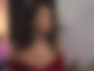 RoshenAmira's Live Sex Cam Show