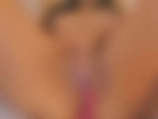 Live cam show with Alexa-millers - Petite on Camsoda