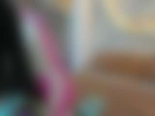 Live cam show with BrianaGuzman - Gagging on slutload