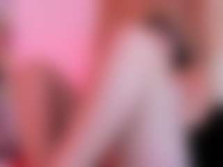 Live cam show with BrianaGuzman - Living Room on CamwithHer