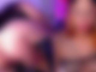 Live cam show with Luna - Angel on madthumbs