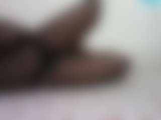 Live cam show with Africanpretty - Kinky on Gym Cam Girls