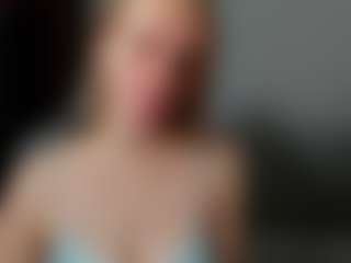 Live cam show with Sofia - Thong on nudelive.tv