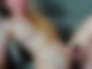 Live cam show with Sofia - Average on Camsoda