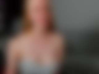Live cam show with Sofia - Skinny on Dolls Live