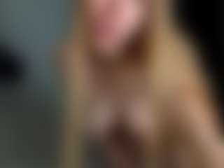 Live cam show with Sofia - Skinny on Dolls Live