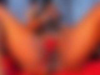 Live cam show with MARA-THOMPSONN - Ebony on CamClone | colombia