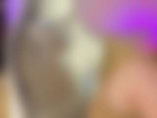 FlamyGold's Live Sex Cam Show