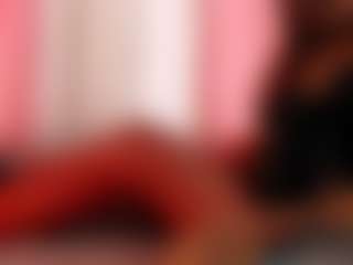 Live cam show with IvannaBellini01 - Cute on studioflirtlive.com
