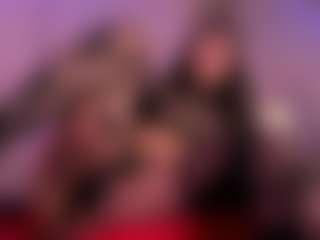 IvannaBellini01's Live Sex Cam Show