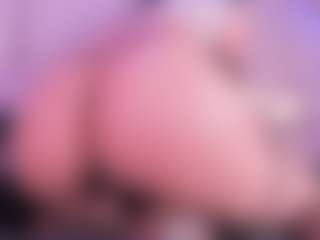 IvannaBellini01's Live Sex Cam Show