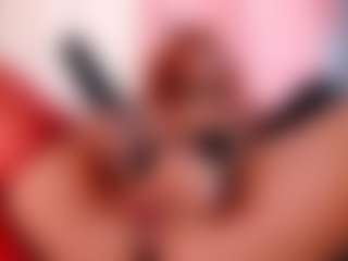 IvannaBellini01's Live Sex Cam Show