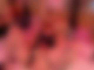 IvannaBellini01's Live Sex Cam Show