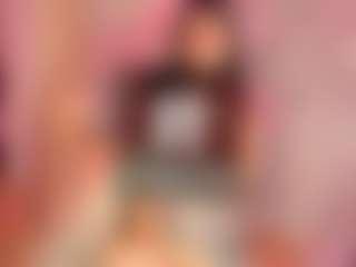 IvannaBellini01's Live Sex Cam Show