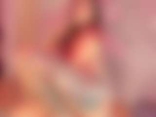 IvannaBellini01's Live Sex Cam Show