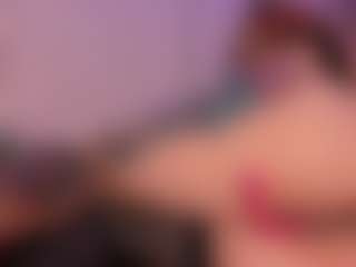 IvannaBellini01's Live Sex Cam Show