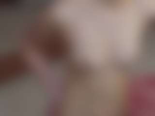 Live cam show with MayaRayy - Smoking on Mixed Magazine Live