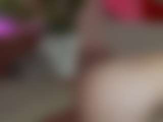 Live cam show with MayaRayy - Dildo Or Vibrator on Dare Cams