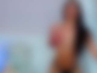 alanna-dollsx's Live Sex Cam Show