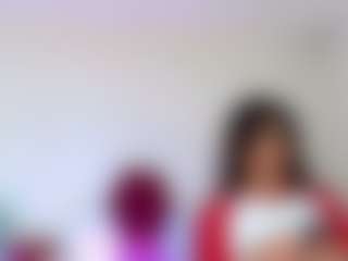 alanna-dollsx's Live Sex Cam Show