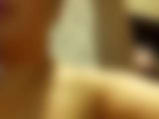 BetLu's Live Sex Cam Show