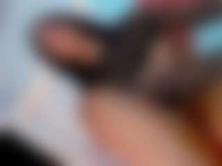 carolinna-doll's Live Sex Cam Show
