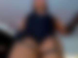 Live cam show with carolinna-doll - Big Tits on CamwithHer