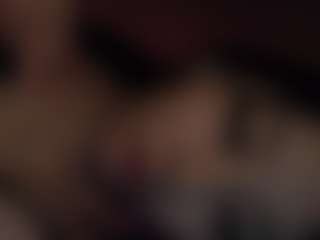 Live cam show with LunyTang - Fingering MILF on SpunkLive