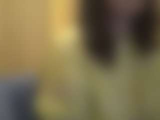 ROXOLANAASEXY MILF webcam performer live streaming