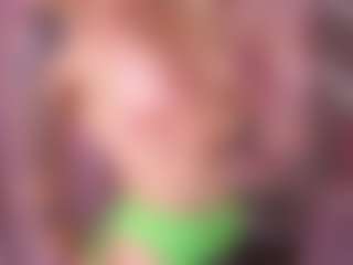 Live cam show with CandyGraces - Bikini on Camming Site