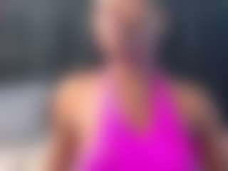 Live cam show with petitelittleebony - Bedroom Mature on Ass Tok