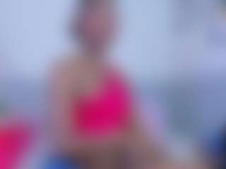 Live cam show with petitelittleebony - Granny Squirt on livesuperchat.net