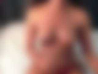 petitelittleebonyとのライブチャットショー - CamsodaのHairy Pussy Teen (18+)