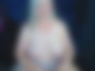 abbinatural MILF webcam performer live streaming