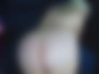 Live cam show with abbinatural - Nora on Camsoda