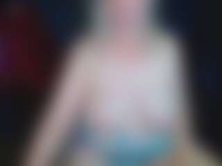 Live cam show with abbinatural - Nora on CamwithHer