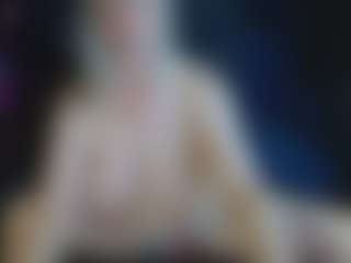 Live cam show with abbinatural - Nora on Camversity
