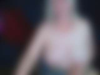 Live cam show with abbinatural - Nora on Dolls Live
