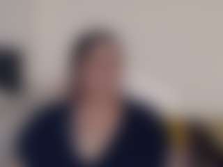 DirtyLizaRich MILF webcam performer live streaming